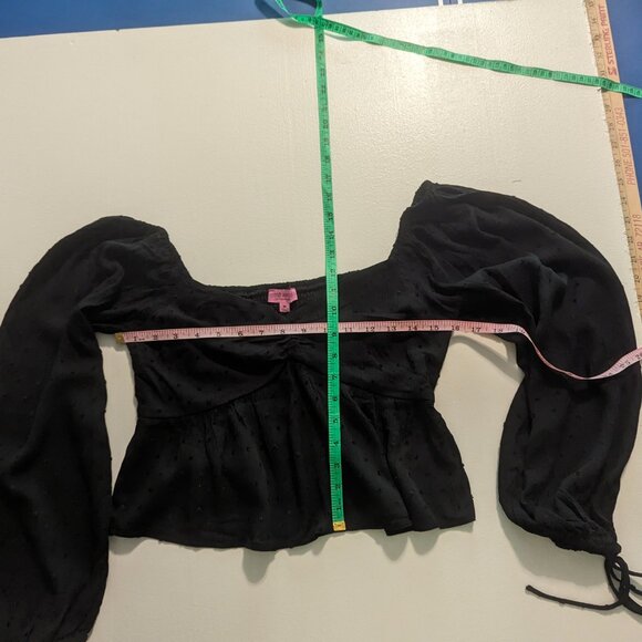 NWT Miami for Francesca's Black Off-Shoulder Crop Top in Medium - Picture 8 of 16